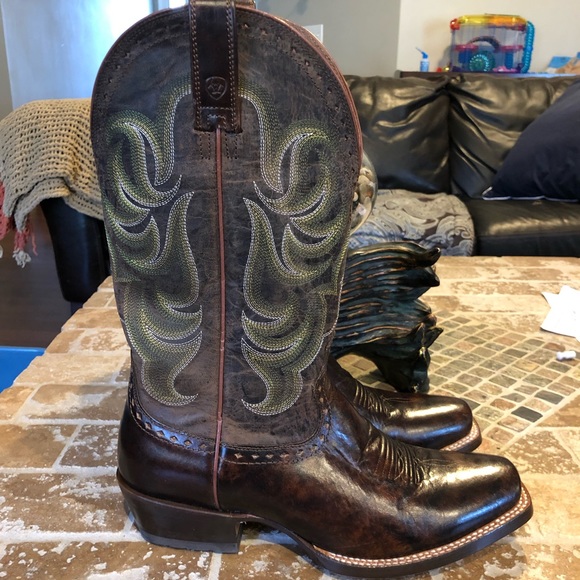 ariat turnback